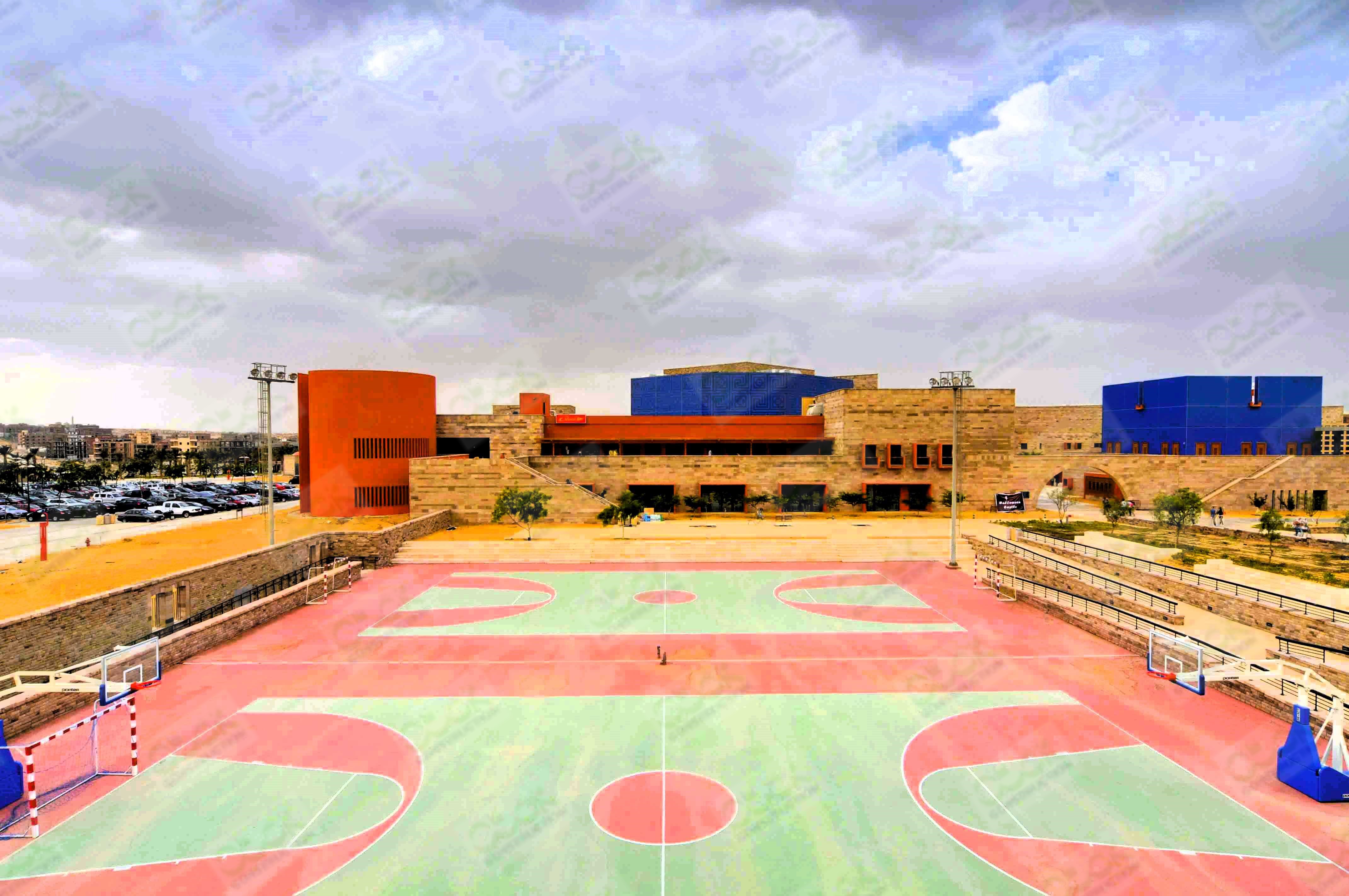The American University in Cairo (AUC)
